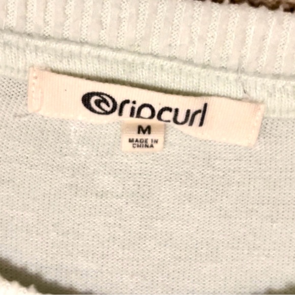 Women’s Rip Curl sweater, med, white, soft/ comfy, used but babied. - Picture 4 of 8
